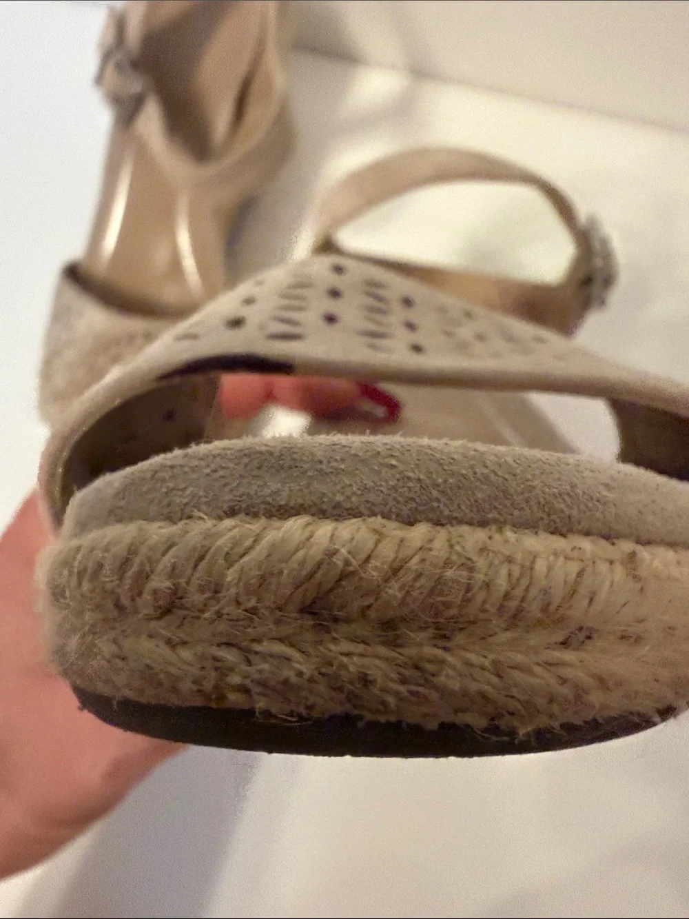 VIONIC SHOES SANDALS WEDGE STRAPS BUCKLES TAN SUEDE SIZE 7.5